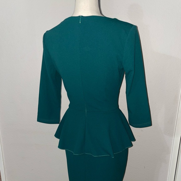 Classy cocktail dress - Picture 3 of 7